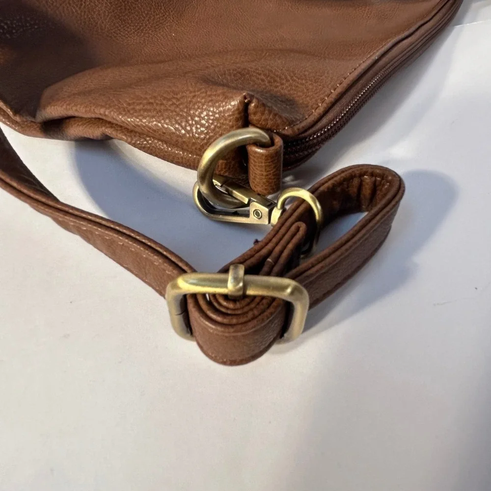 JOY Susan Faux Leather‎ Crossbody Bag Brown Textured Adjustable Strap Zip Boho